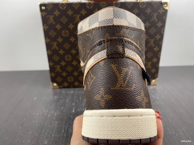 Rep TBK OFF-WHITE 1 Air x Jordan LV 0820